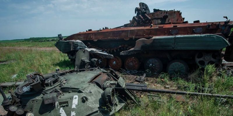Украинские "птички" за ночь уничтожили 10 танков россиян: видео ударов