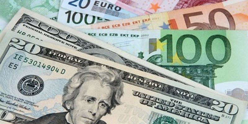 Украина откажется от доллара в пользу евро: почему НБУ отважился на резкий шаг