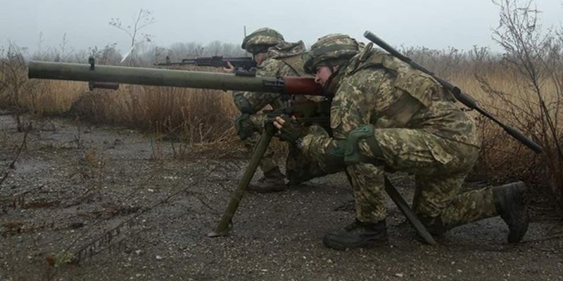 На Донбассе за сутки 10 обстрелов