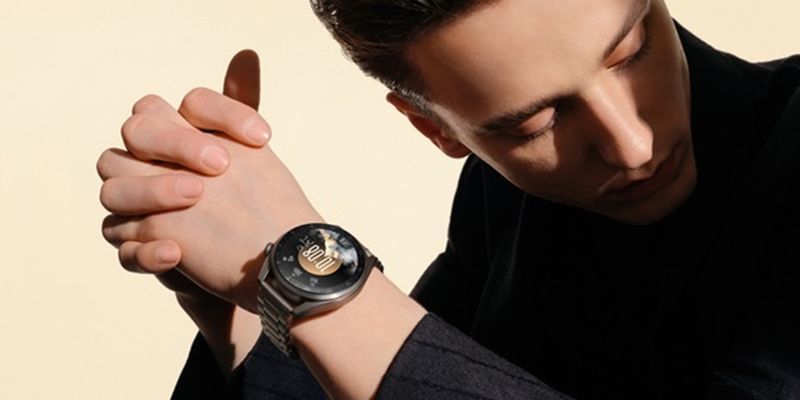 “Черные” скидки на Huawei Watch 3 – баланс между смарт- и классическими часами