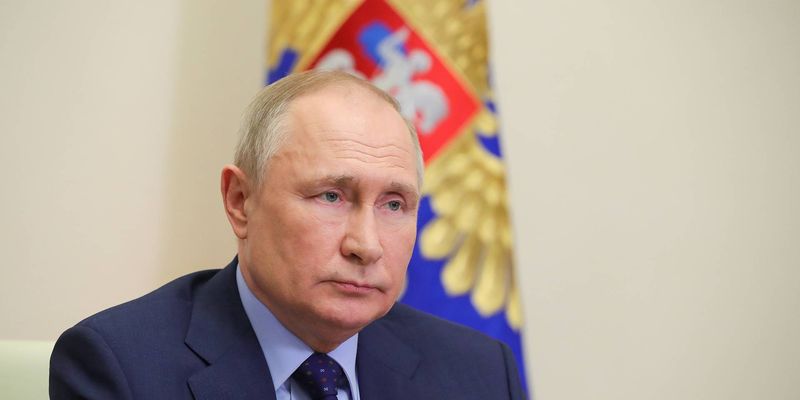Не будет видеться с журналистами: Песков заявил, что здоровье Путина — "вопрос госбезопасности"