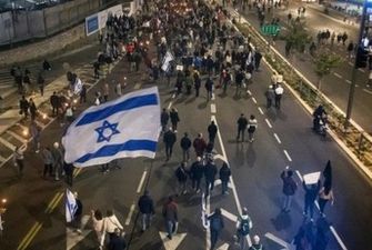 В Израиле сотни тысяч людей вышли на массовые протесты: видео и все подробности