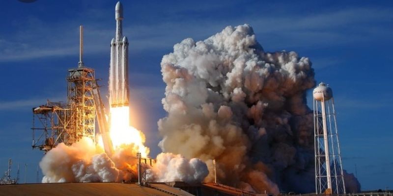SpaceX вывела на орбиту еще почти 50 спутников Starlink