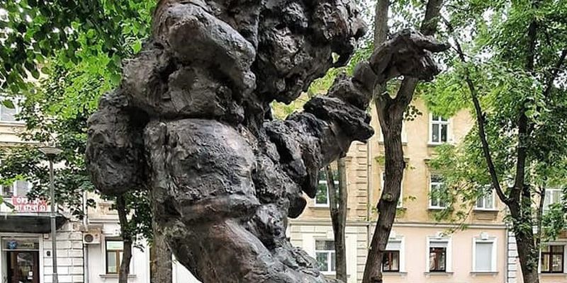 Петиція проти демонтажу пам'ятника Моцарту у Львові набрала необхідну кількість голосів