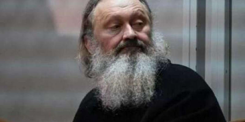 Митрополит УПЦ Павел прибыл в Печерский суд
