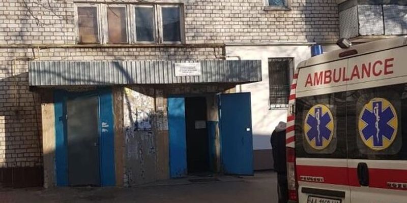 Потужний вибух у дев’ятиповерхівці підняв на вуха всю Київщину: є жертви