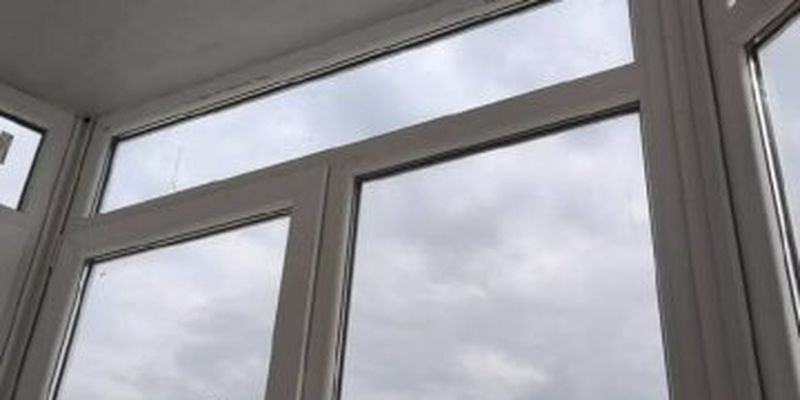 Як очистити вікна та назавжди видалити плями: допоможуть всього три кроки