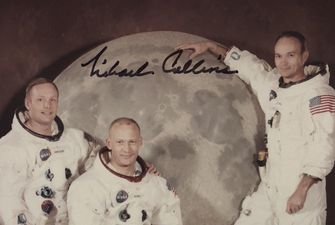 Пілот «Аполлона 11» показав невідоме досі фото команди першої висадки на Місяці