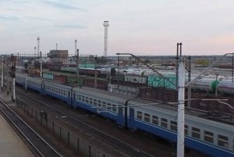 НКРЭКП обеспечила фирмам-посредникам 2 млрд грн заработка на завышении цен электроэнергии для «Укрзализныци» - Кучеренко