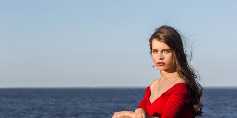 Христина Соловій роздяглася на пляжі заради ефектного кадру: Вакарчук почервонів від сорому