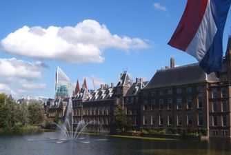 Парламент Нидерландов поддержал создание в Гааге спецтрибунала для россии