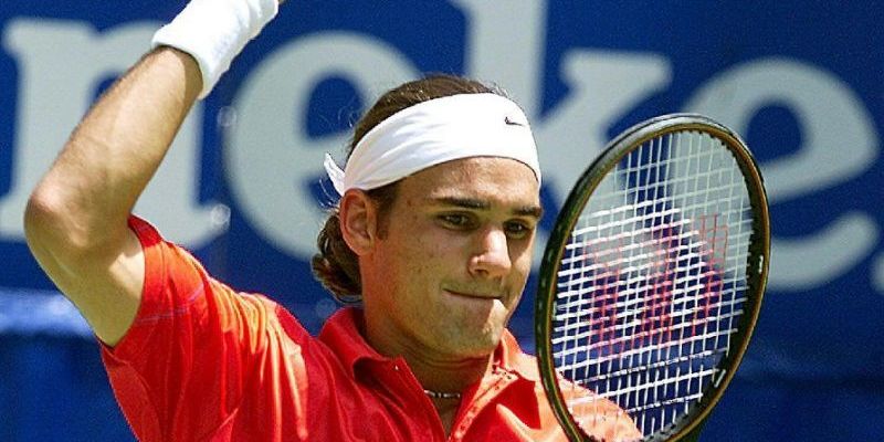 В юности Федерер был задирой – отправлял соперникам смс: «Я близко, попробуй меня победить»