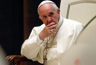 Папа Римский обратился к верующим из-за коронавируса: что сказал