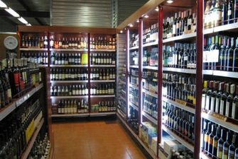 На Закарпатье сняли все ограничения на продажу алкоголя
