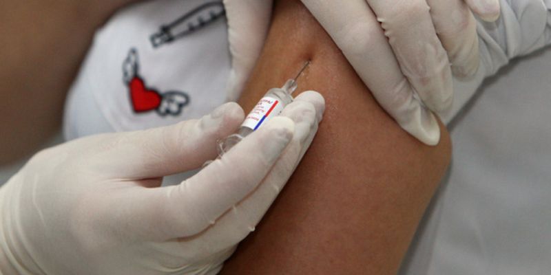 Чуть более чем половина: на Закарпатье - худший уровень прививки в стране
