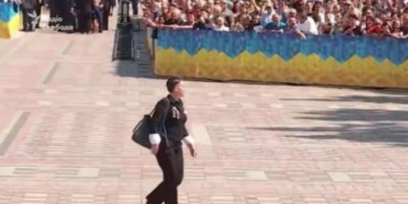 «Нарядилась ёлочка»: внешний вид Надежды Савченко стал объектом шуток