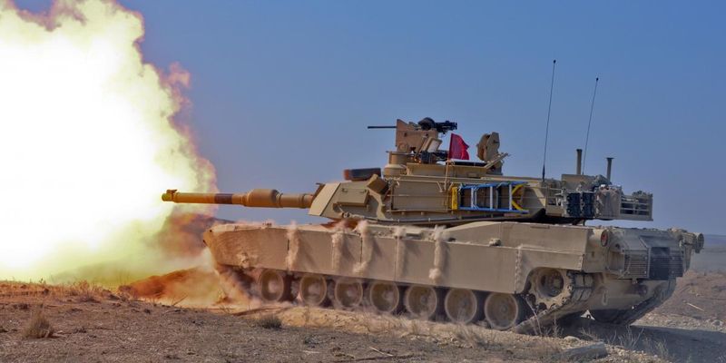 В США объяснили свое решение о передаче танков Украине