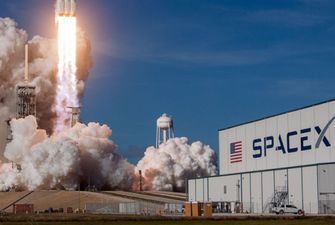 SpaceX запустила на орбиту ракету с европейским спутником связи