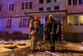 У Києві горіла багатоповерхівка, є постраждалі