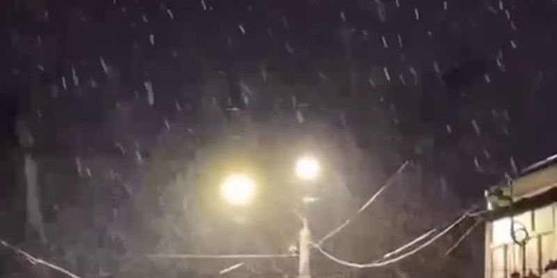 В Одессе пошел сильный снегопад: видео