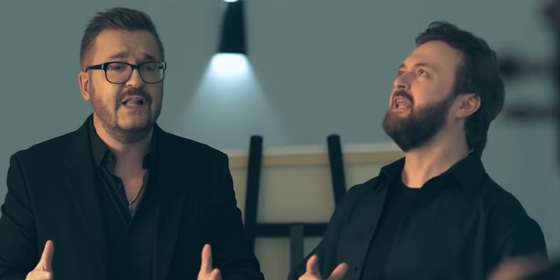 Олександр Пономарьов і Дзідзьо зі спільним хітом б'ють рекорди Youtube