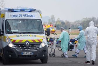 Во Франции продолжает расти количество инфицированных коронавирусом