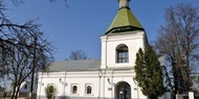Суд обязал УПЦ МП освободить храмы в Переяславе и Каменце-Подольском