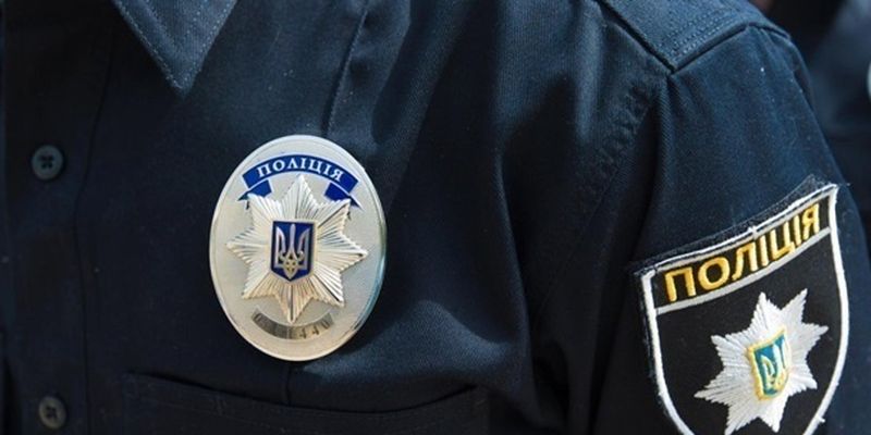В Киеве четверо сотрудников СИЗО организовали сбыт наркотиков