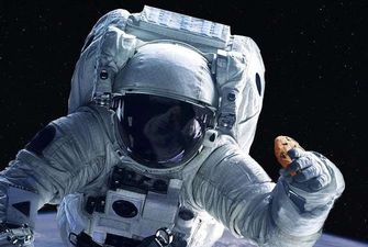 Астронавты впервые в истории испекли в космосе печенье