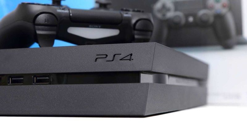 Sony зробила в два рази дешевше PlayStation 4