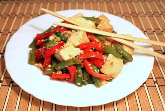 Ідеальна закуска: рецепт смаженого тофу з овочами