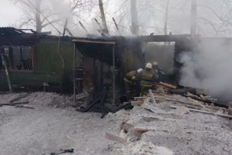 При пожаре в России погибли 11 человек