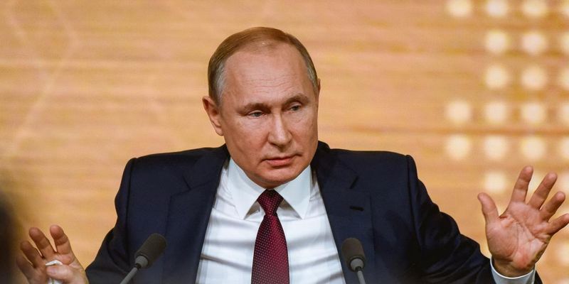 "Надто багато нервує": Путіну викликали бригаду медиків після нарад про контрнаступ ЗСУ