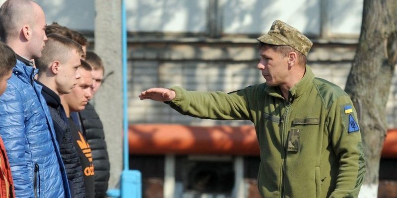 Одесские СМИ показали, как призывников сажают в бусы: как этого избежать
