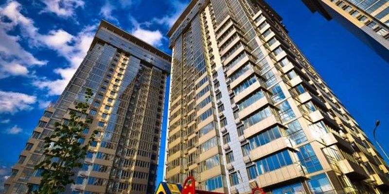 В Україні планують дозволити проектувати висотні громадські будинки до 150 метрів