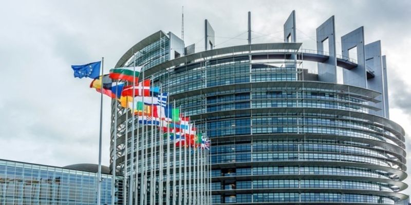 Европарламент может запретить катарским должностным лицам доступ к своим помещениям