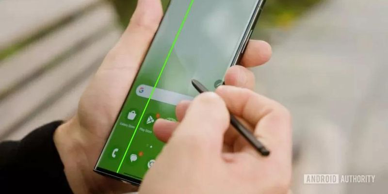 В некоторых смартфонах Samsung начала проявляться проблема с зеленой линией на экране