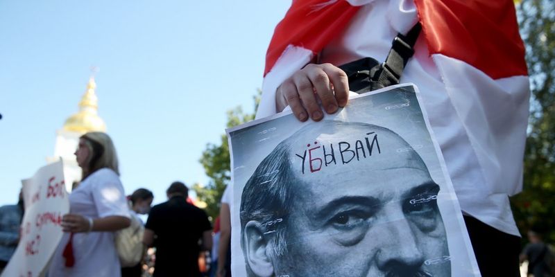 Тайная полиция Лукашенко: в Беларуси арестовали более 40 тысяч несогласных с режимом, — СМИ