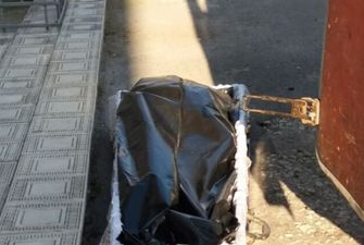 Тело выдали в мешке, мэр закапывал яму: на Тернопольщине ужаснули похоронами умершего от коронавируса