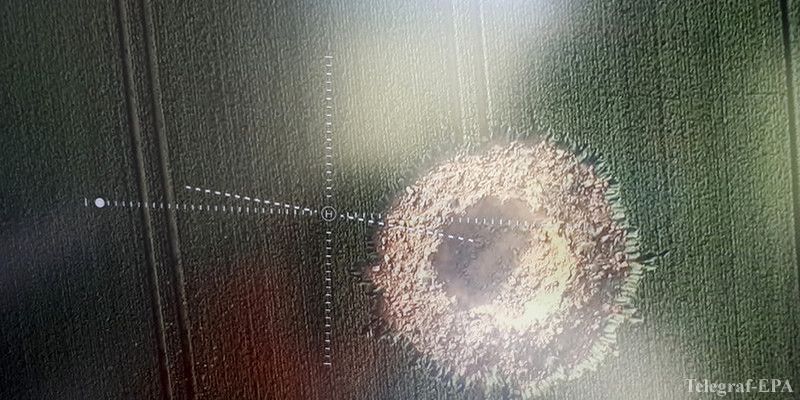 У Німеччині вибух бомби часів Другої світової створив кратер посеред поля