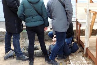 Втерся в доверие: появились фото и видео 19-летнего насильника школьницы в Киеве