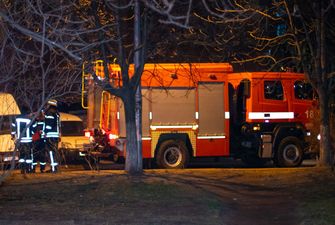 В Херсоне в квартире произошел пожар: спасатели нашли в комнате труп женщины