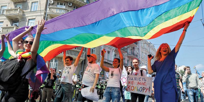 "Слуги" зарегистрировали законопроект о запрете ЛГБТ-пропаганды: какие предлагаются штрафы