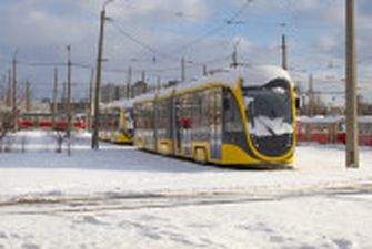 У Києві тимчасово замість трамваїв будуть курсувати автобуси
