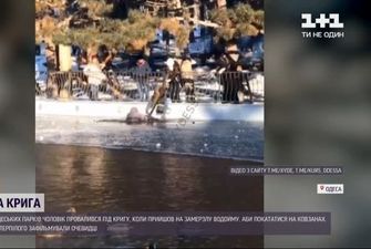 В Одесі чоловік провалився під лід на ставку: з'явилося відео