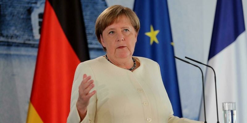 Правительство Меркель приуменьшило опасность запуска "Северного потока — 2", — СМИ