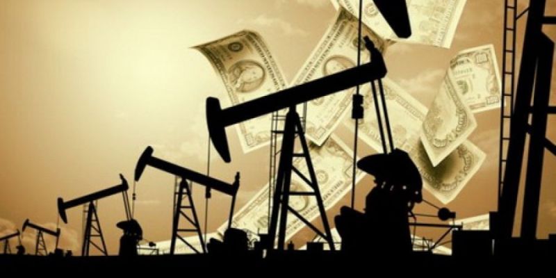 Нефть дорожает 21 августа на данных по запасам сырья в США