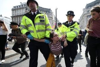 В Лондоне уже задержали более полтысячи “климатических" активистов