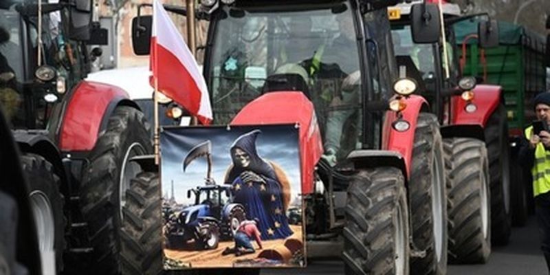 Бунт польских фермеров: когда кровавое российское зерно можно покупать, а украинское – блокировать/Фермеры провели очередную масштабную акцию