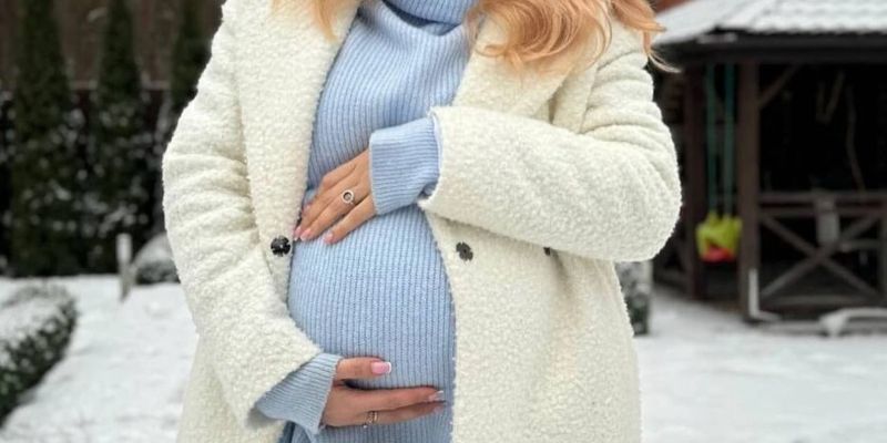 Лишние килограммы радуют глаз: Лилия Ребрик рассказала о течении третьей беременности/Пополнения звездная семья ждет в марте